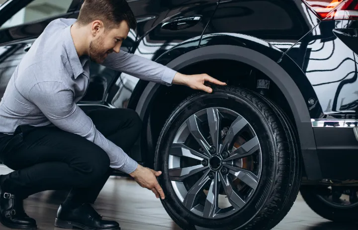 Ban Motor/Mobil Cepat Rusak? 3 Penyebab Utama & Solusinya