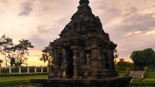 Candi Gebang Yogyakarta: Misteri Candi Tersembunyi yang Memukau