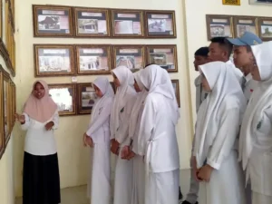 Hindari Perkelahian, Miras, & Narkoba: Tips Aman Pelajar SMA