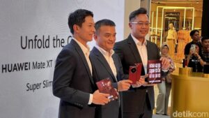 Huawei Mate XT: Ponsel Spesial? Ungkap Keunggulannya Sekarang!
