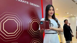 Huawei Mate XT Ultimate: Spesifikasi Canggih, Harga & Lipat Tiga!