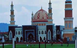 Jadwal Sholat Ciayumajakuning Jumat-Sabtu 2-3 Mei 2025: Ketaatan Sempurna