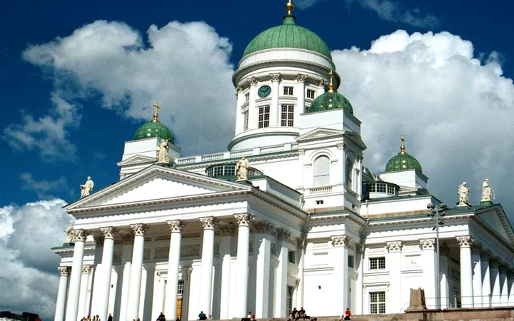 Jelajahi 5 Surga Tersembunyi Finlandia: Petualangan Menanti Anda