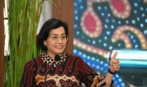 Jokowi Desak Sri Mulyani Bayar Utang Bulog Rp16T, Impor Beras