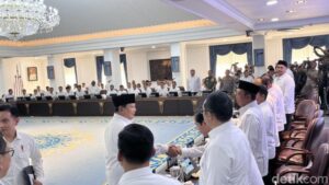 Menteri Nasib Tetap Hadir Sidang Kabinet, Meski Mundur