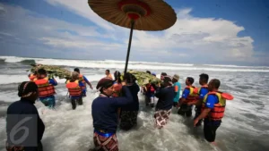 Misteri Cepuri Parangkusumo: Bangunan Sakral Pantai Selatan Jawa