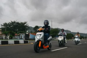 Modifikasi Motor Listrik Honda: Tiga Juara Terhebat Terungkap!