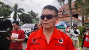 Mutasi Letjen Kunto: PDIP Kecam, TNI Bebas Politik?