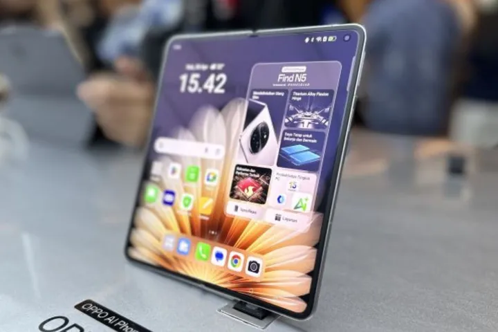 OPPO Find N5 vs Galaxy Z Fold5: Pilih Mana?