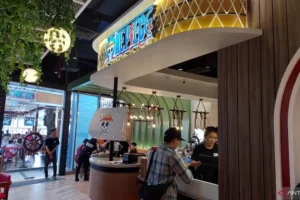 One Piece Cafe Indonesia: Jelajahi Dunia Bajak Laut, Nikmati Hidangannya!