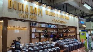 Petualangan Kopi Nikmat: Jelajah Pasar Santa yang Legendaris
