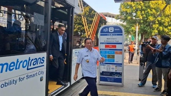 Pramono: Transportasi Umum Naik 10%, Target Ambisius Tercapai?
