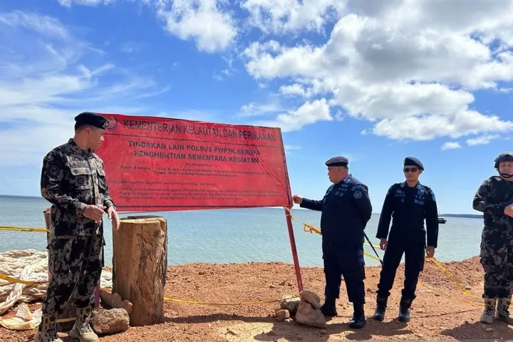 Proyek Bouksit Lingga Kembali Produksi: KKP Cabut Segel