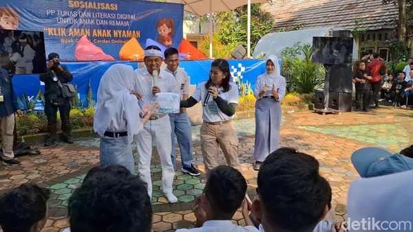 Purwakarta: Lindungi Anak dari Kecanduan Gadget, Sosialisasi PP Tunas