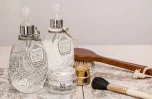 Rahasia Kulit Glowing di Musim Panas: Tips Dokter Kulit