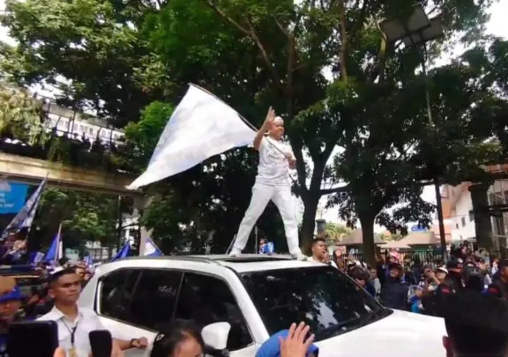 Rahasia Sukses Persib: Manajemen Profesional & Dukungan Bobotoh