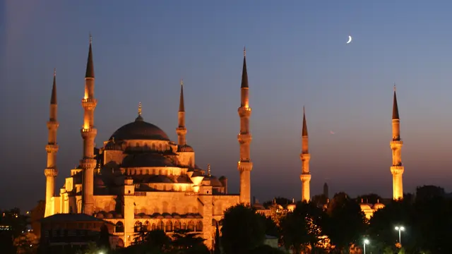 Sholat Hari Ini: Jadwal Lengkap Indonesia, DKI Jakarta 15 Mei 2025