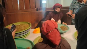 Sosro Slawi: Kesetiaan pada Warga Lokal, Bukan Mesin