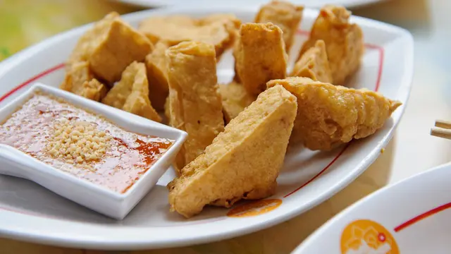 Tahu Masak & Brontak Cilacap: Rasa Legendaris Wajib Coba
