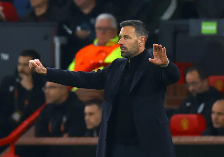 Van Nistelrooy Murka! MU Singkirkan Leicester, Gol Kontroversial Piala FA