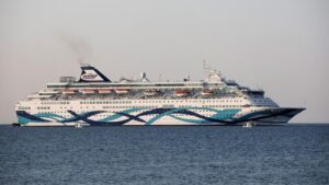 Evakuasi Darurat! Ribuan Turis Yahudi Tinggalkan Israel-Iran