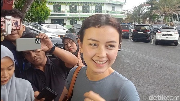 Kimberly Ryder Ungkap Fakta Hubungannya dengan Baim Wong