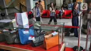 Lelang Barang Mewah Milik Koruptor: Daftar Lengkapnya di Sini