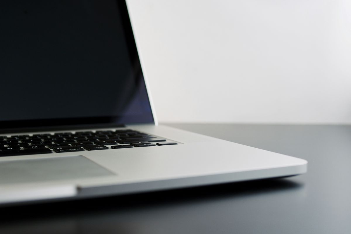 Rahasia Laptop: Shutdown vs Sleep, Mana Lebih Baik?