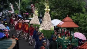 Saparan Wonolelo Sleman: Tradisi Unik, Pesona Budaya Jawa yang Memukau
