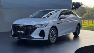 Sedan Hybrid Chery Rp180 Jutaan: Spesifikasi & Keunggulannya